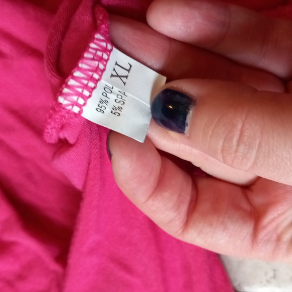 Pink Open Back Tee - Picture 5 of 6